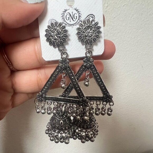 Jhumkha Dangle Earrings - Picture 1 of 3